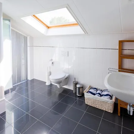 Haringvliet 21 - Noordzeepark With Pool Not Intended For Company Or Work-related Ауддорп